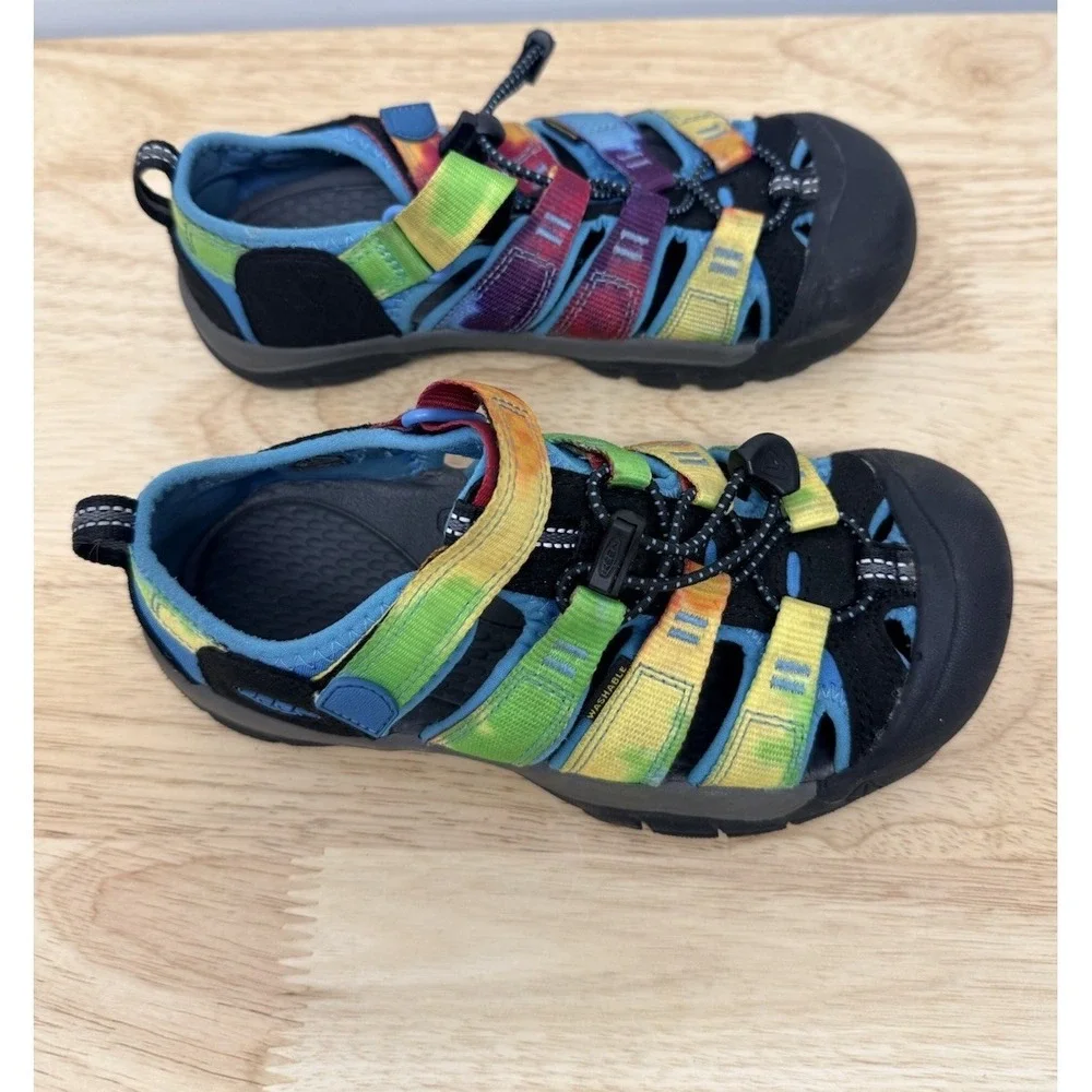 KEEN Kids Sandals Size 2 US Rainbow Strap Closed Toe Water Hiking Shoes #14